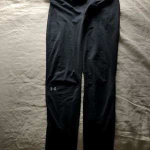 Black under armor leggings